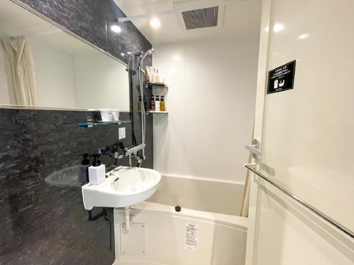 Hotel LiVEMAX Nagoya Shinkansenguchi Bagian luar foto